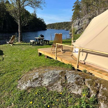 Hommen Gard Glamping Hotel Risor Exterior photo