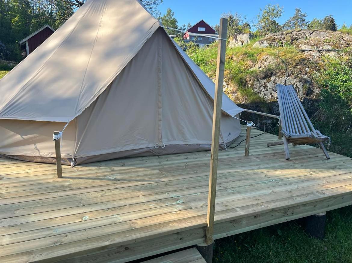 Hommen Gard Glamping Hotel Risor Exterior photo