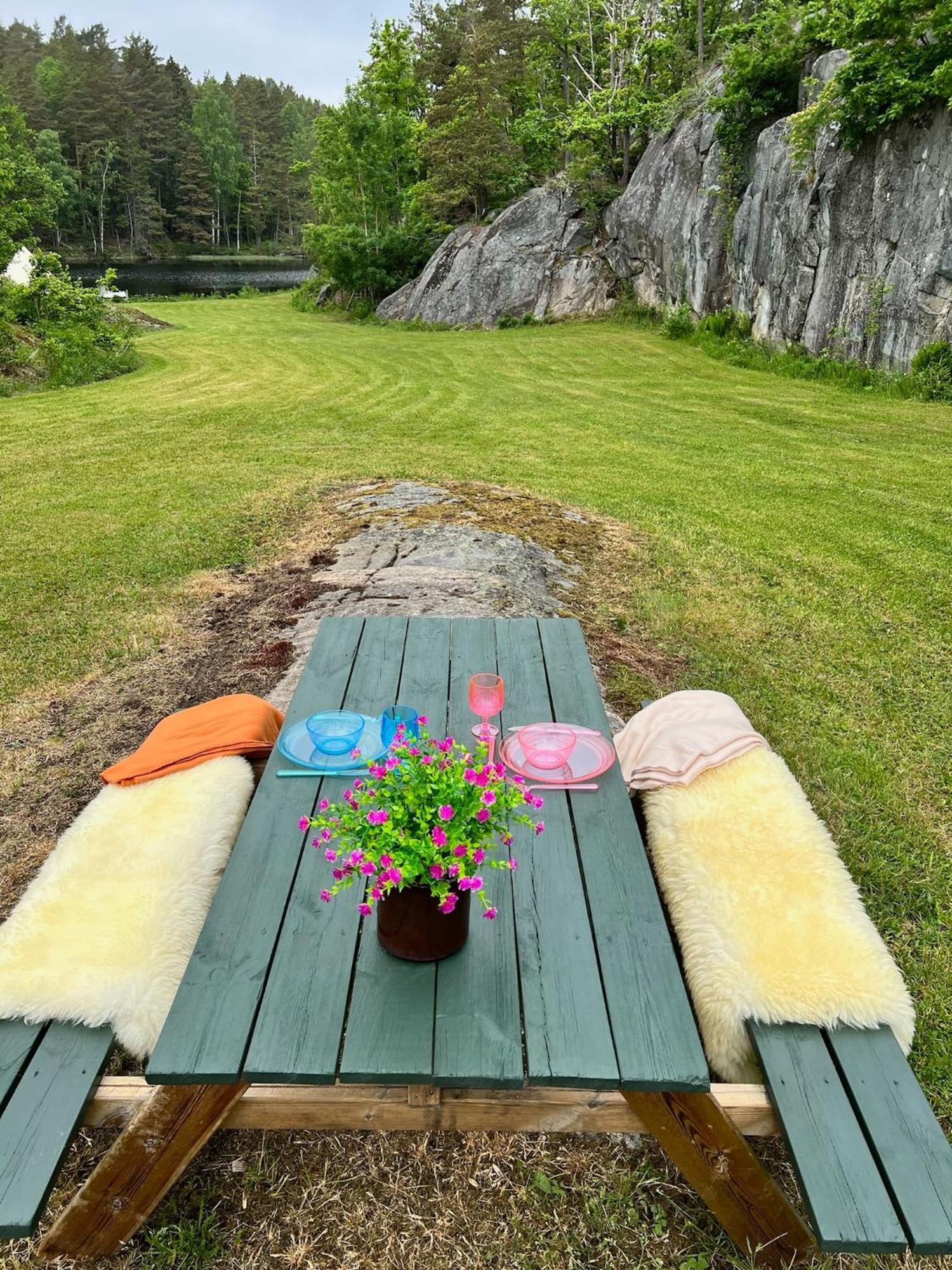Hommen Gard Glamping Hotel Risor Exterior photo